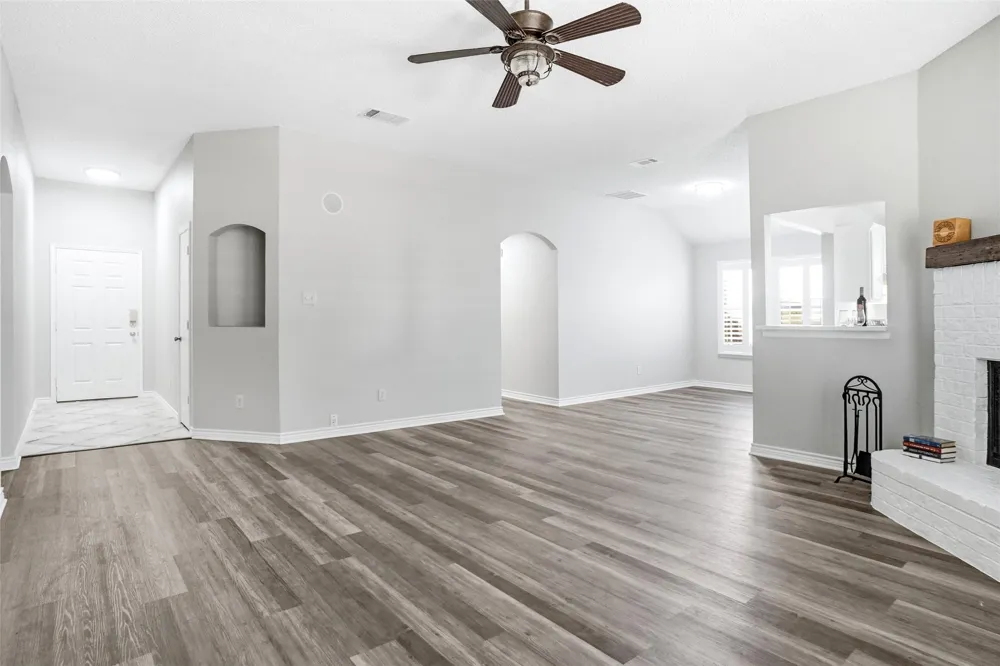 1105 Doreen Street White Settlement, TX 76108