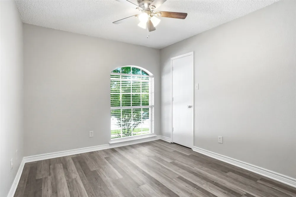 1105 Doreen Street White Settlement, TX 76108