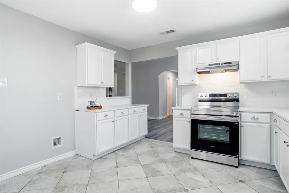1105 Doreen Street White Settlement, TX 76108