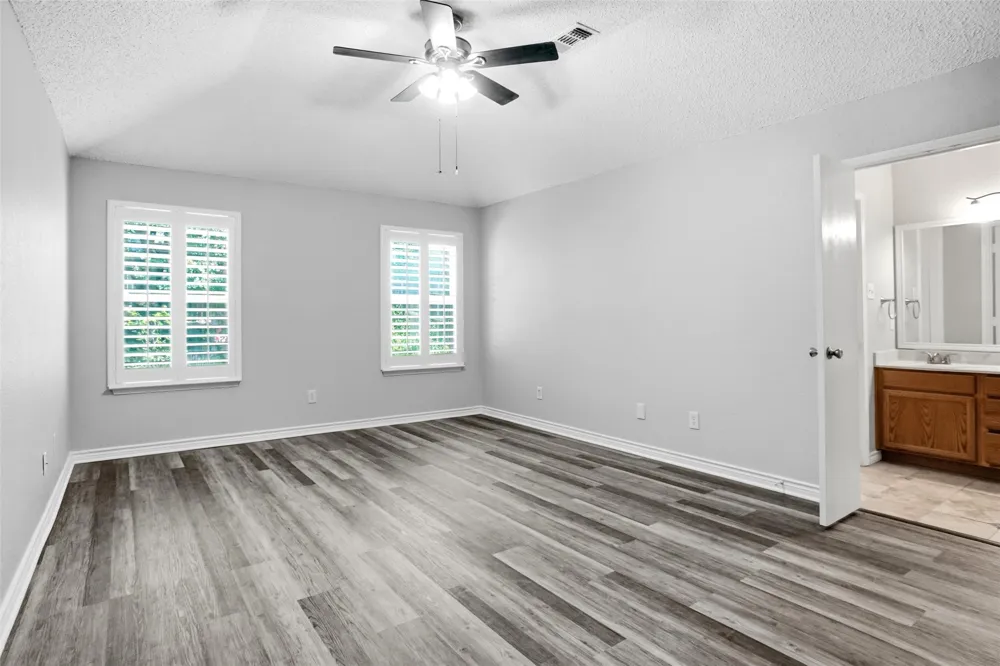 1105 Doreen Street White Settlement, TX 76108