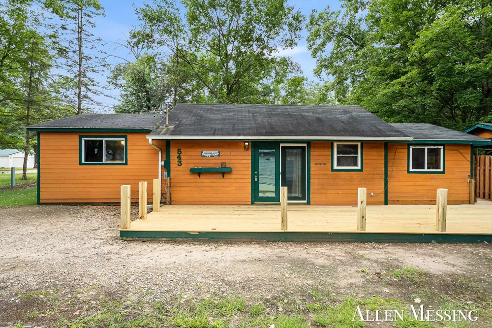 543 Pettibone Drive Lilley Township, MI 49309