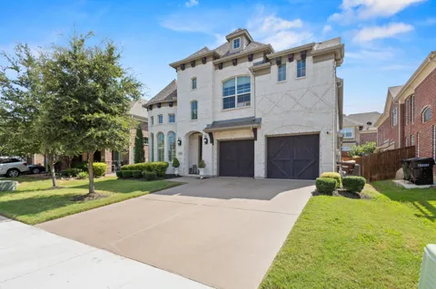5004 Albatross Drive