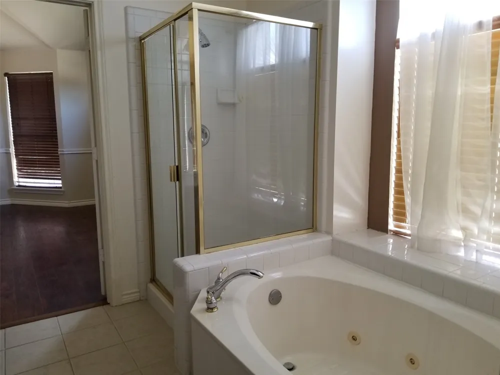 8002 Killarney Lane Rowlett, TX 75089