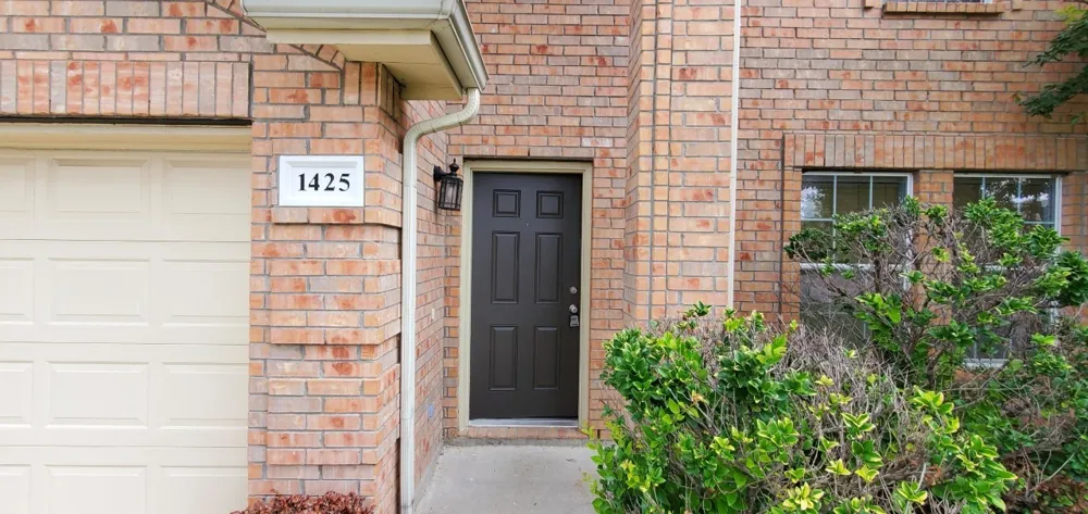 1425 Whitewater Little Elm, TX 75068