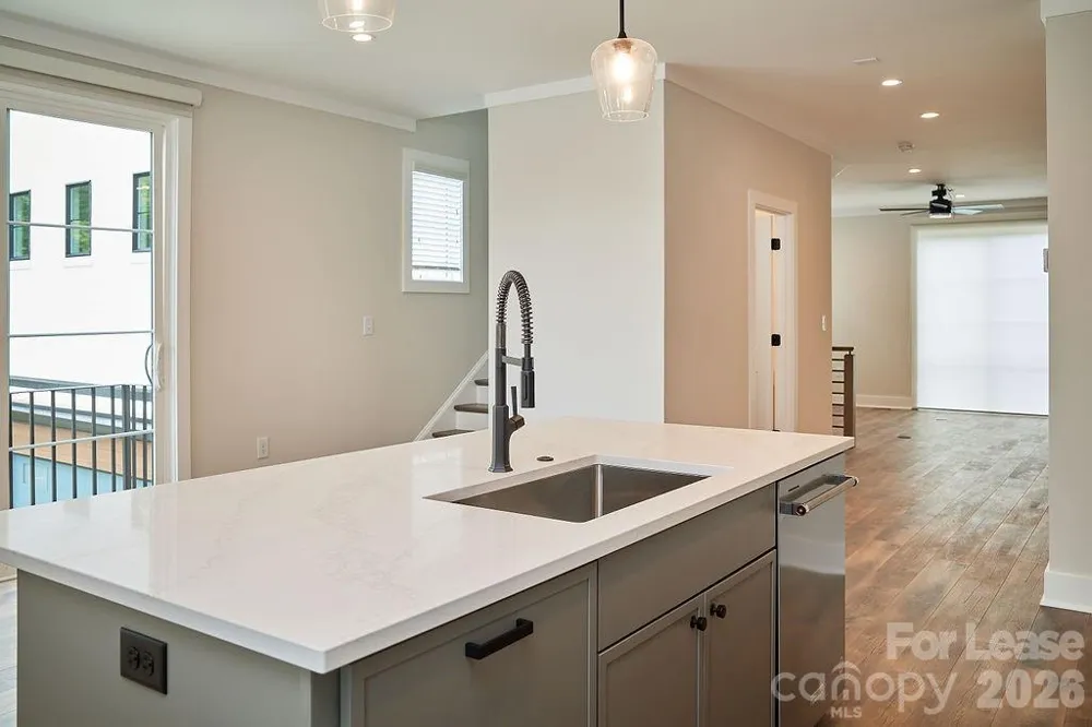 1302 E 10th Street Charlotte, NC 28204