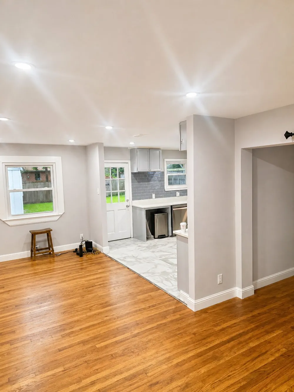 2719 Oates Drive Dallas, TX 75228