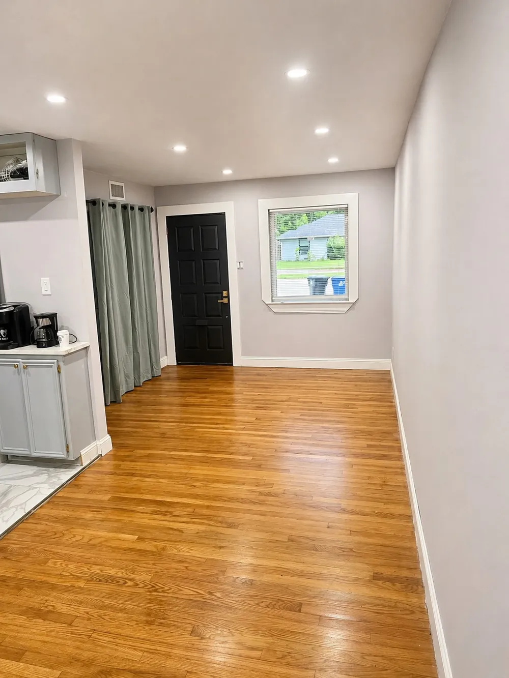2719 Oates Drive Dallas, TX 75228