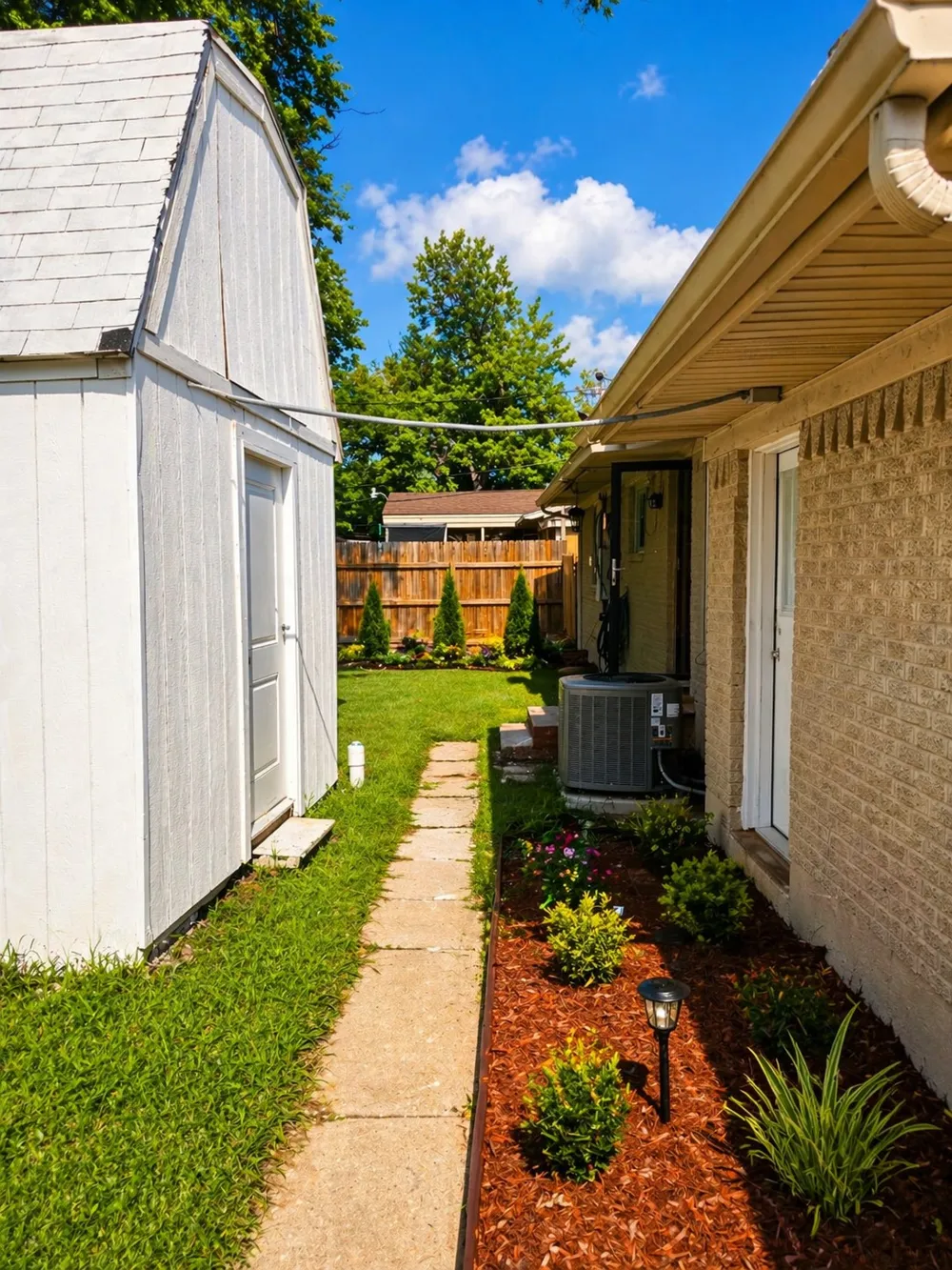 2719 Oates Drive Dallas, TX 75228