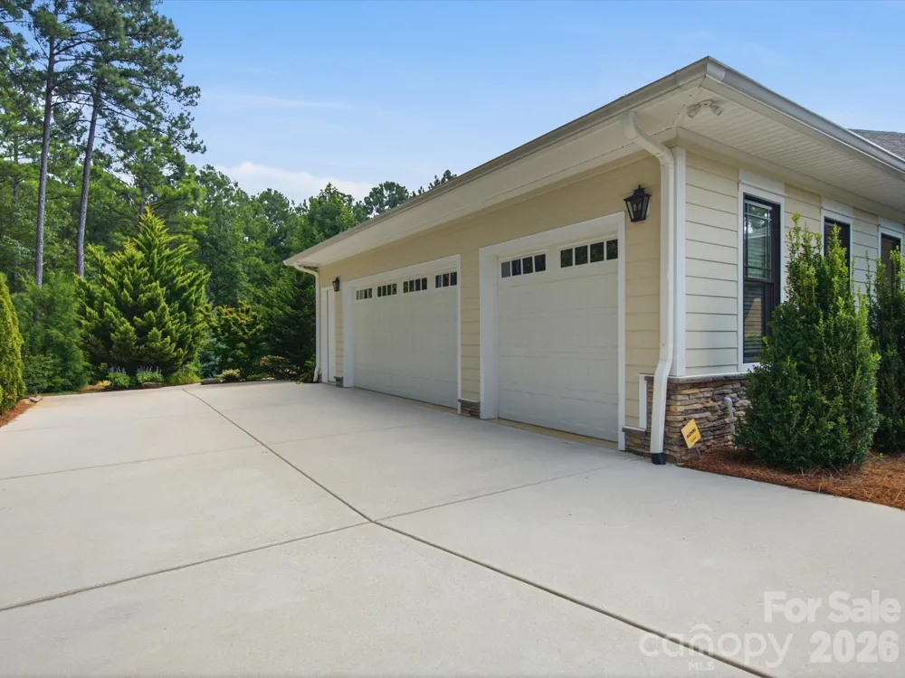 4099 Persimmon Road Lancaster, SC 29720