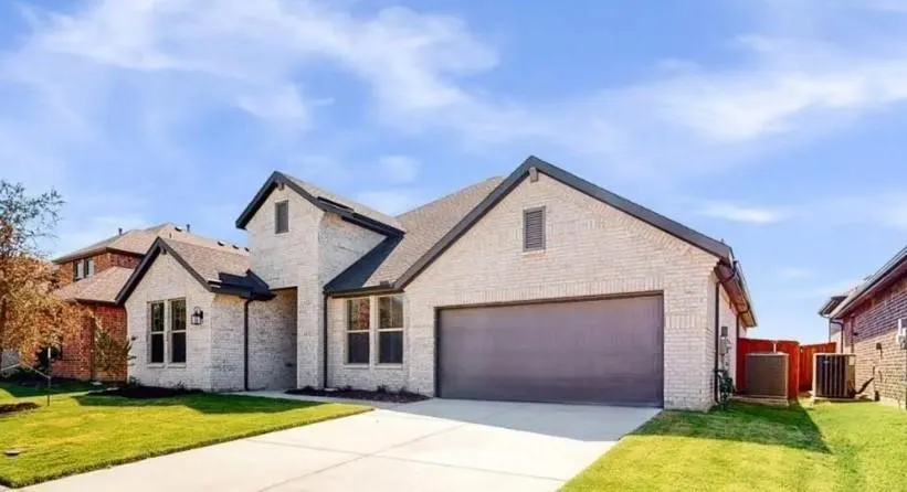 1432 Lawnview Drive Forney, TX 75126