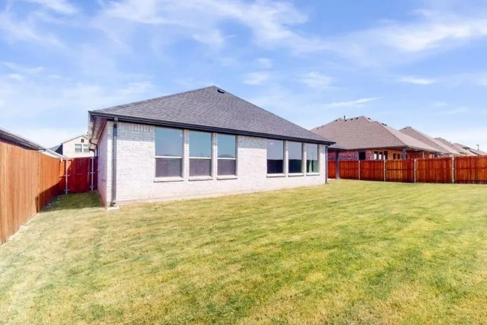 1432 Lawnview Drive Forney, TX 75126