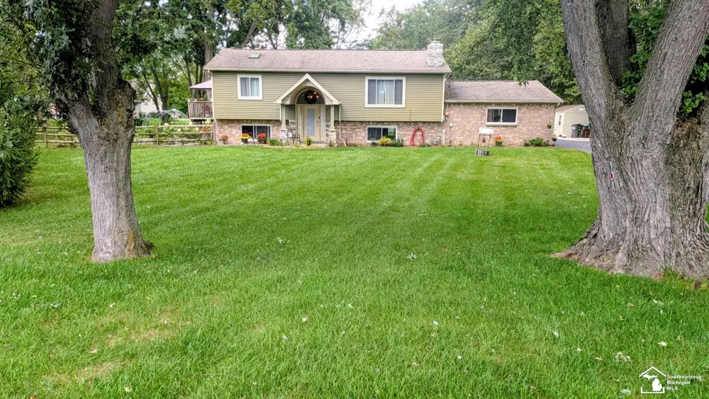 10315 Secor Road Bedford Township, MI 48182