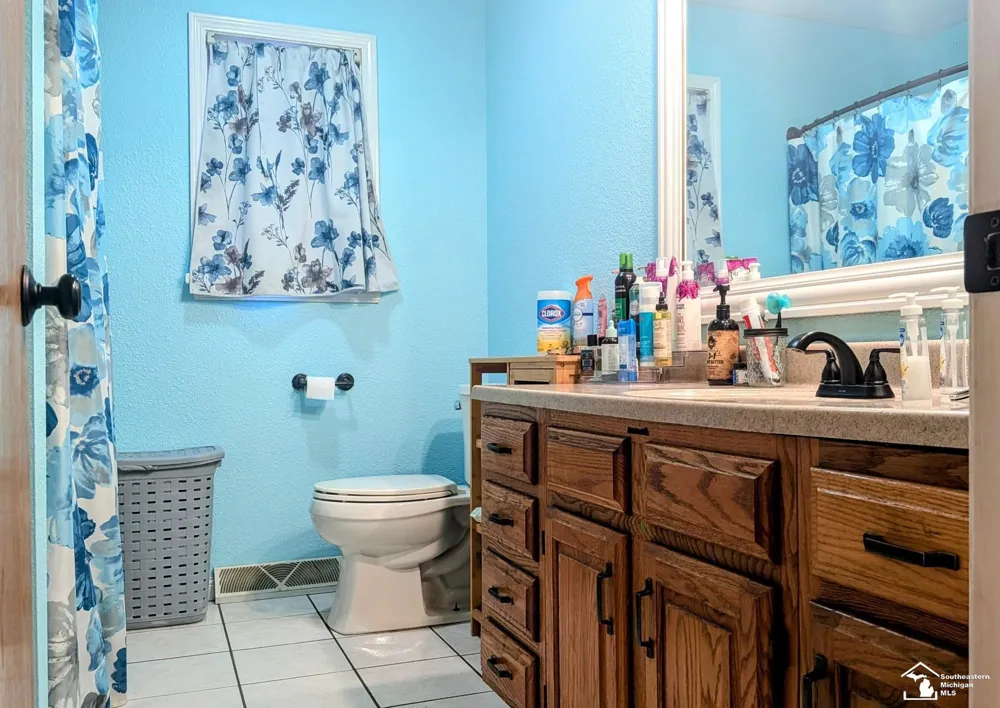 10315 Secor Road Bedford Township, MI 48182
