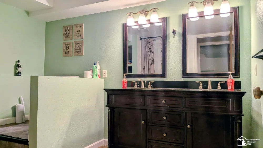 10315 Secor Road Bedford Township, MI 48182