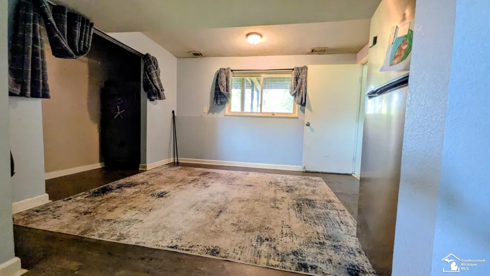 10315 Secor Road Bedford Township, MI 48182