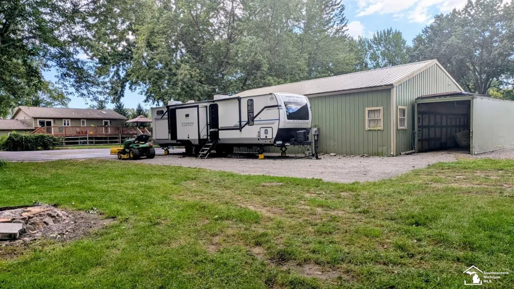 10315 Secor Road Bedford Township, MI 48182