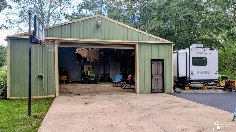 10315 Secor Road Bedford Township, MI 48182