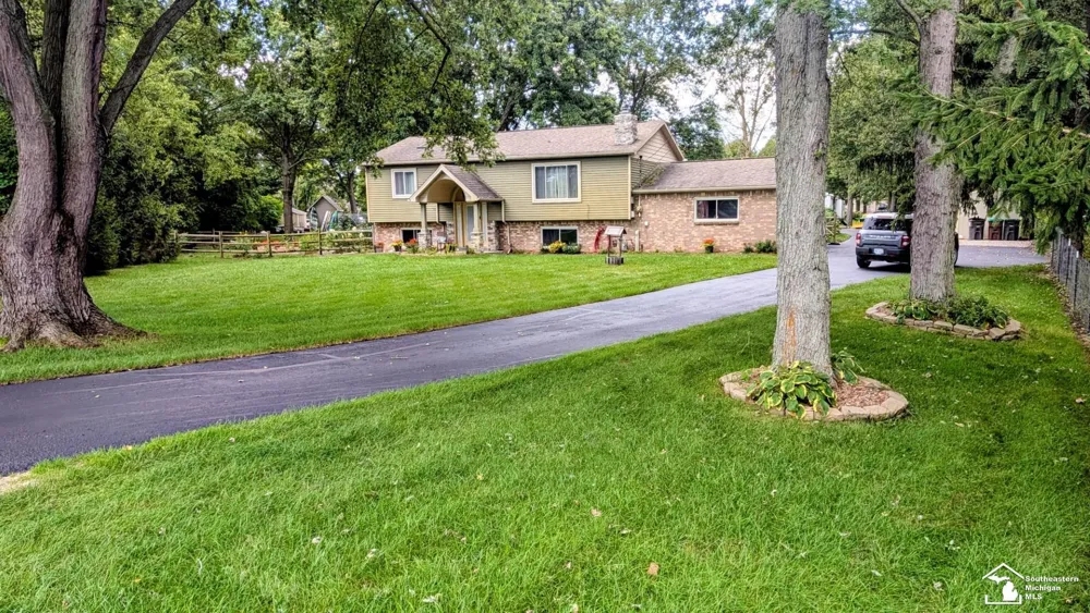 10315 Secor Road Bedford Township, MI 48182
