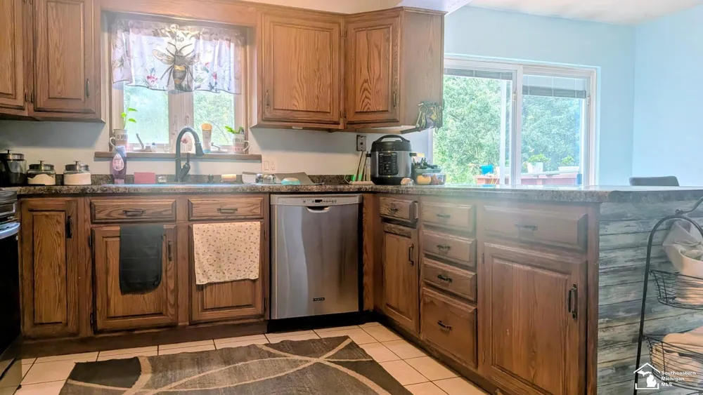 10315 Secor Road Bedford Township, MI 48182