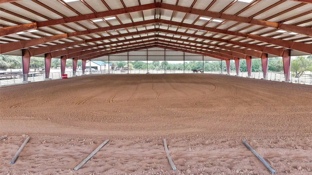 900 Leech Poolville, TX 76487