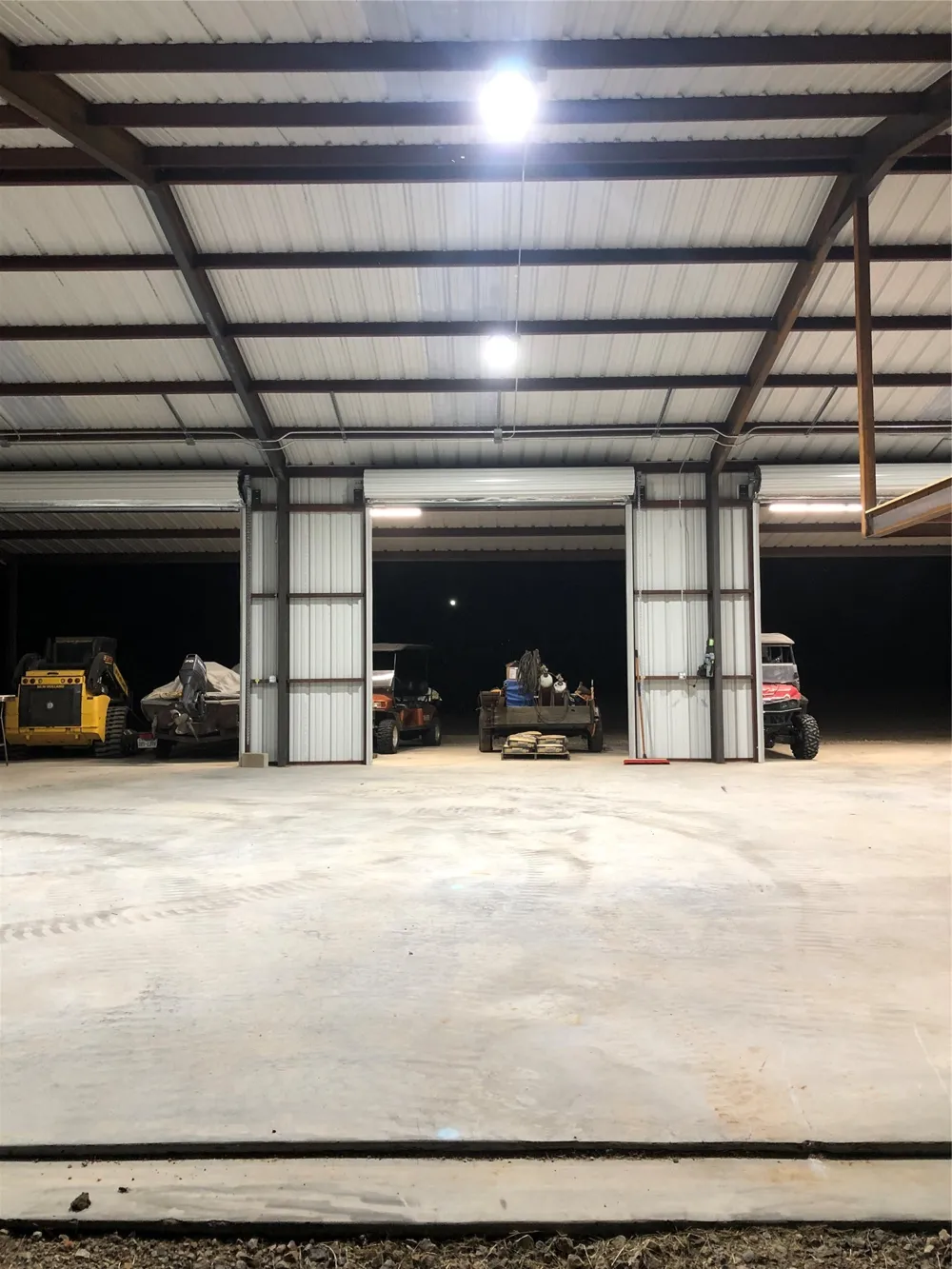900 Leech Poolville, TX 76487