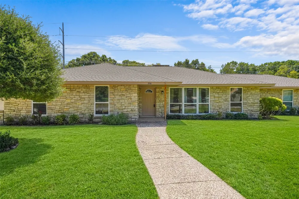 336 Woodbrook Drive DeSoto, TX 75115