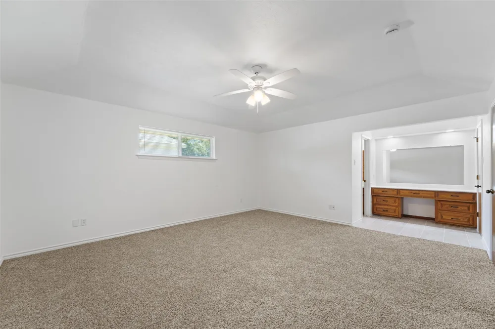 336 Woodbrook Drive DeSoto, TX 75115