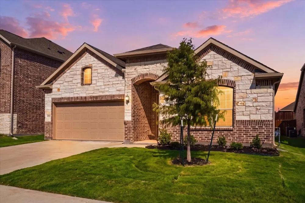 2109 Esher Drive Little Elm, TX 75068