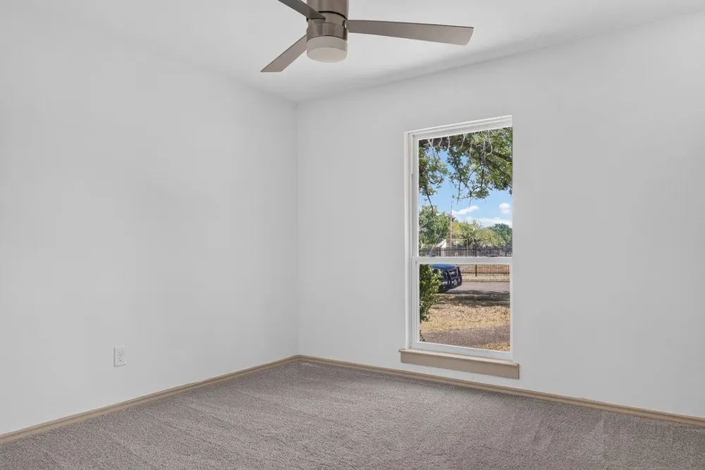 3811 Ovid Avenue Dallas, TX 75224