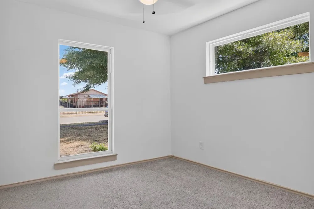 3811 Ovid Avenue Dallas, TX 75224
