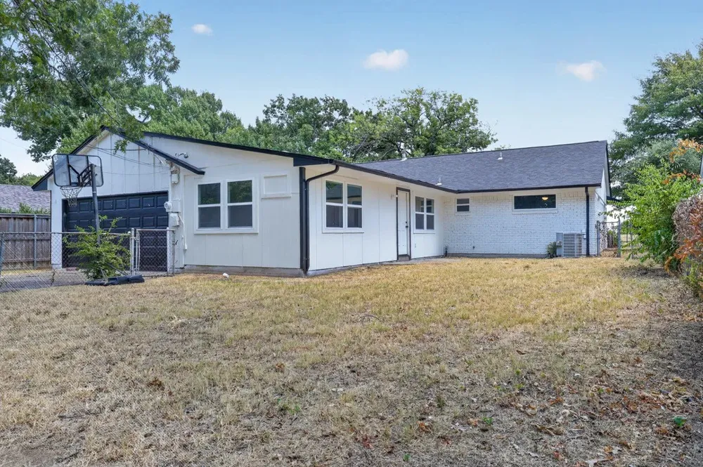 3811 Ovid Avenue Dallas, TX 75224