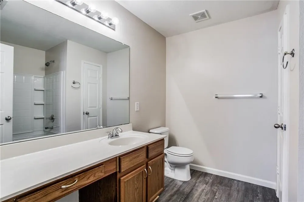 14816 S Spring Ridge Circle Balch Springs, TX 75180