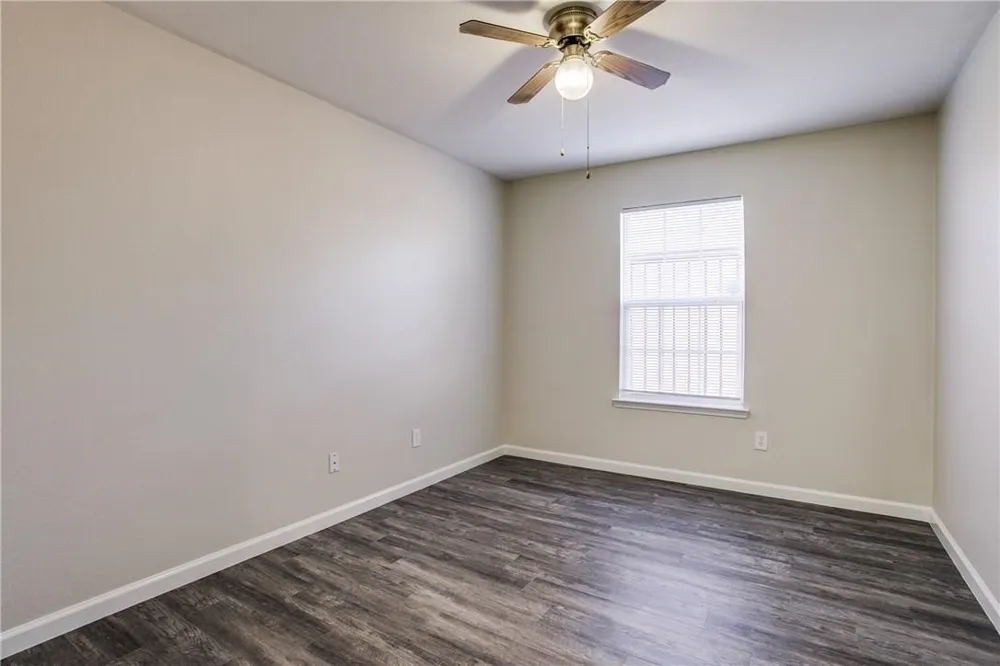 14816 S Spring Ridge Circle Balch Springs, TX 75180