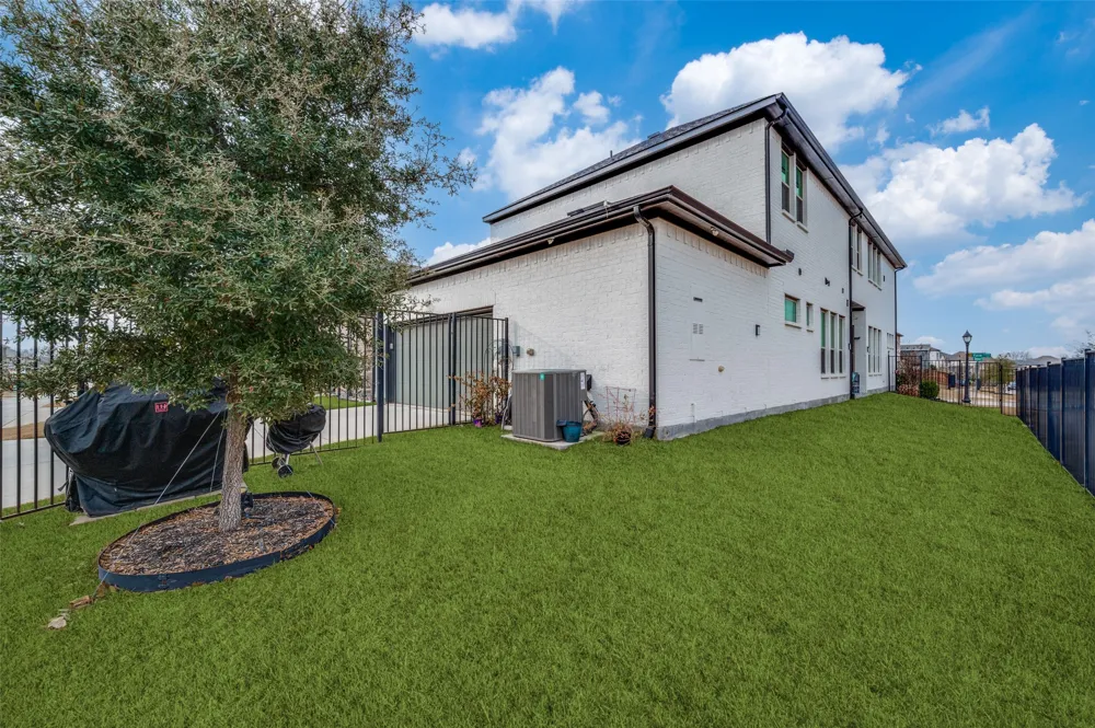 12995 Yale Court Frisco, TX 75035