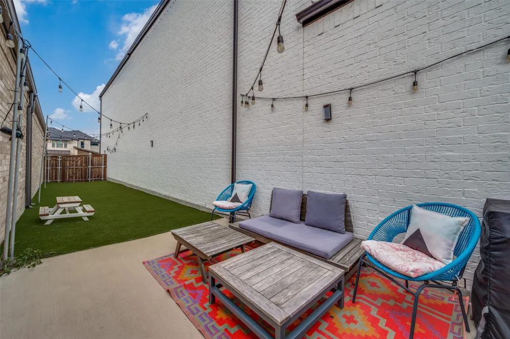12995 Yale Court Frisco, TX 75035