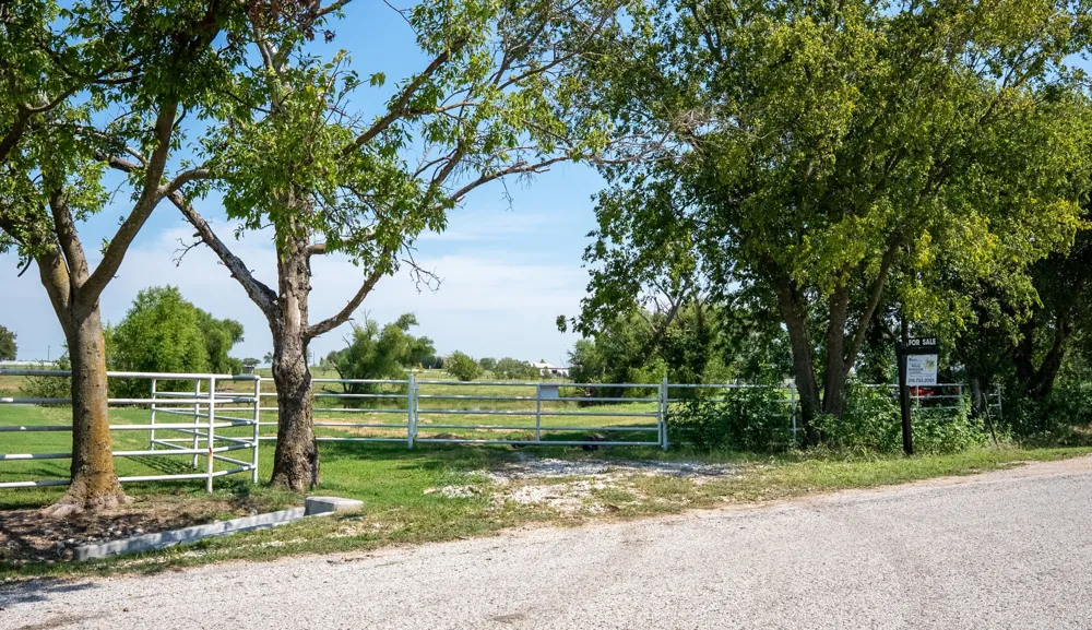 3475 Sauls Aubrey, TX 76228