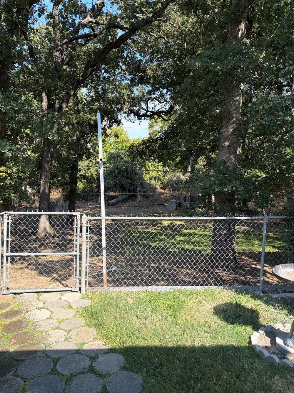125 Glenhaven Drive Azle, TX 76020