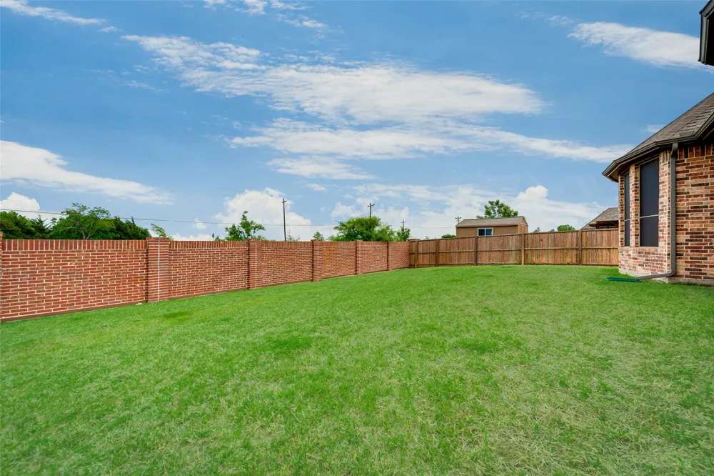 696 Dover Street Fate, TX 75189