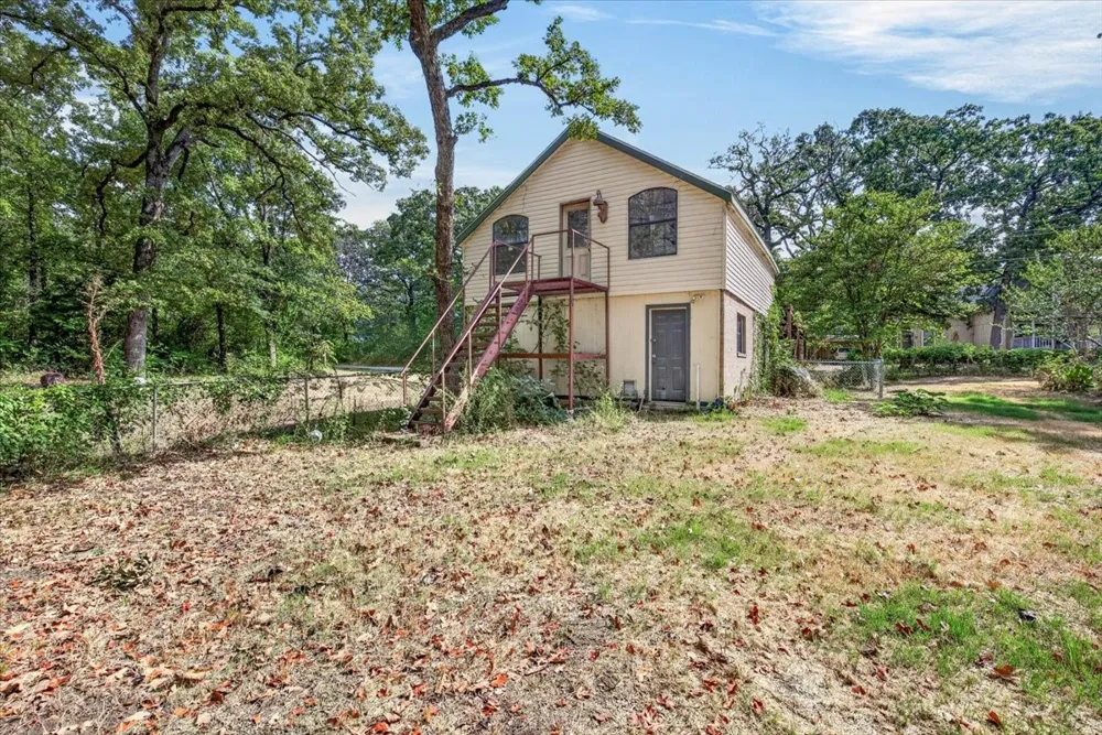 110 Hidalgo Loop Payne Springs, TX 75156