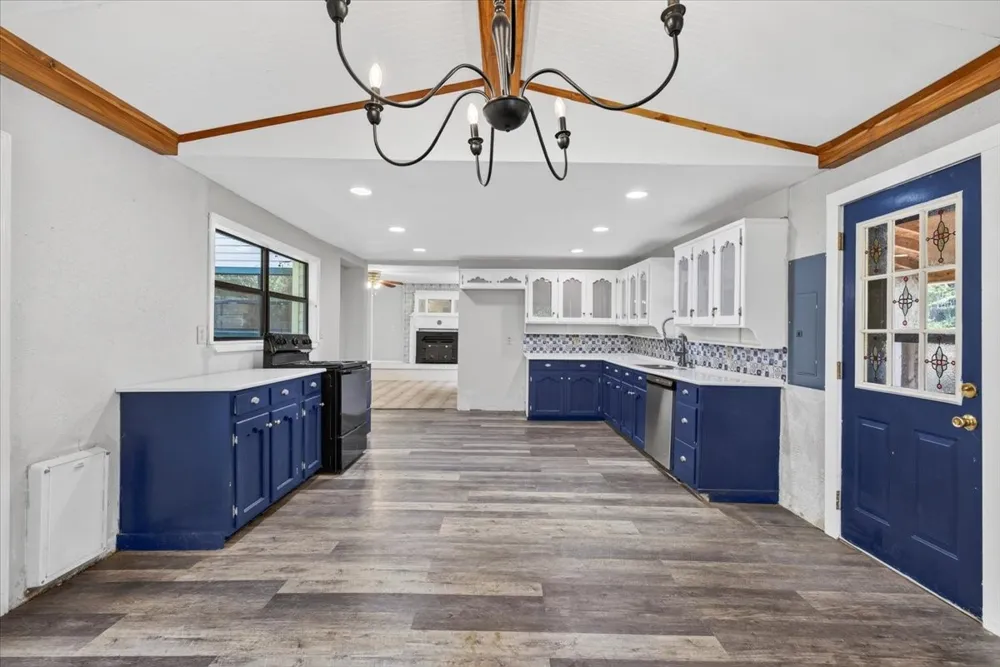 110 Hidalgo Loop Payne Springs, TX 75156