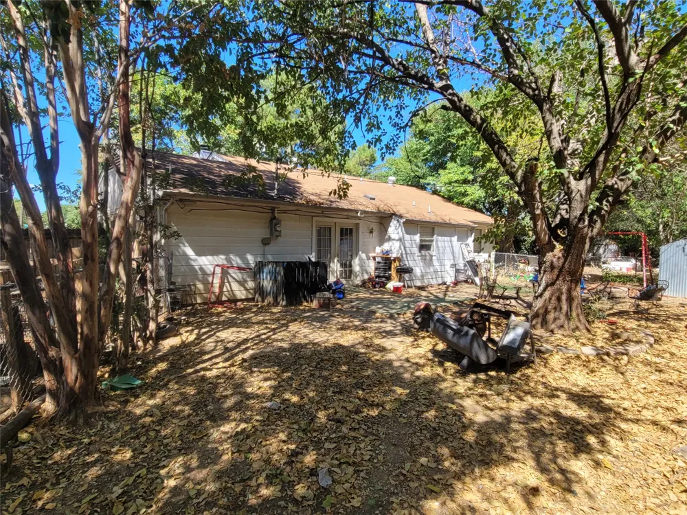 102 Buttercup Lane Dallas, TX 75217