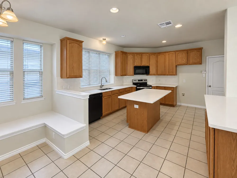 1911 Plantation Parkway Savannah, TX 76227