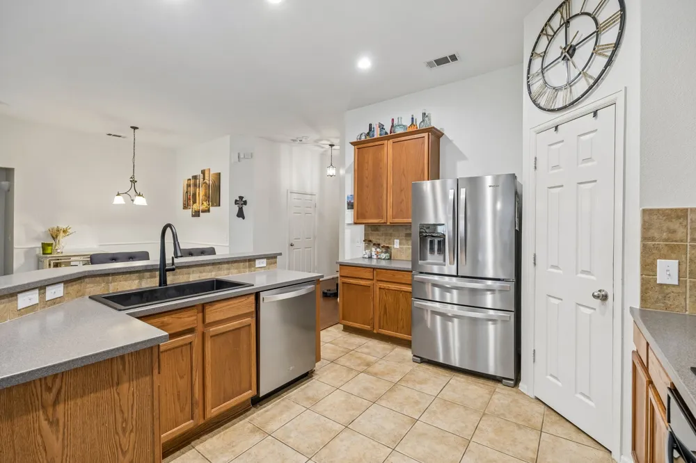 2748 Thorncreek Lane Fort Worth, TX 76177
