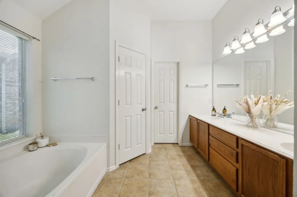 2748 Thorncreek Lane Fort Worth, TX 76177