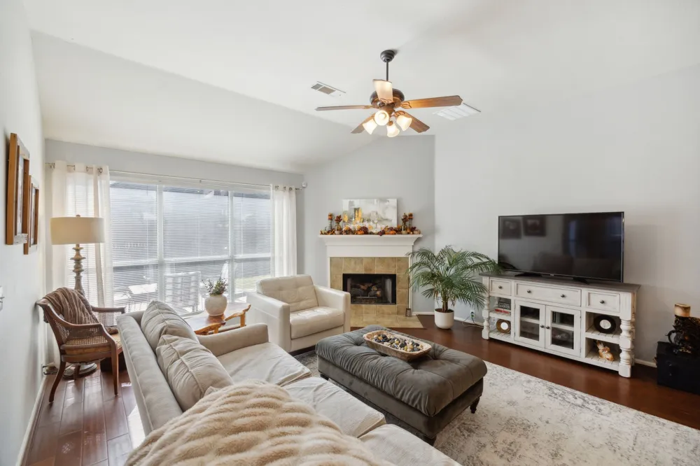 2748 Thorncreek Lane Fort Worth, TX 76177