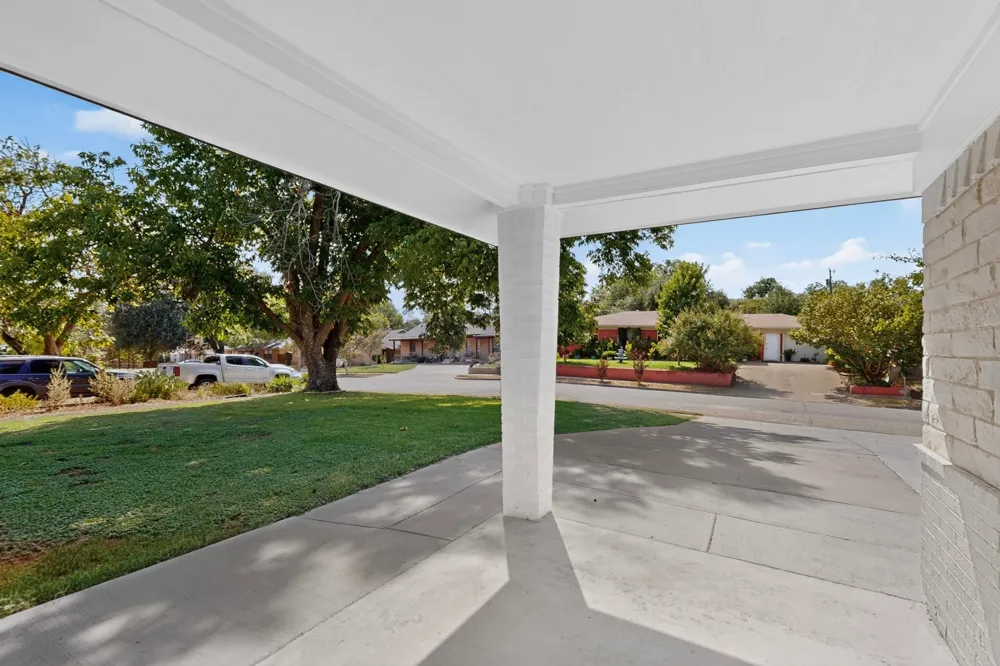 1514 Westwood Drive Irving, TX 75060