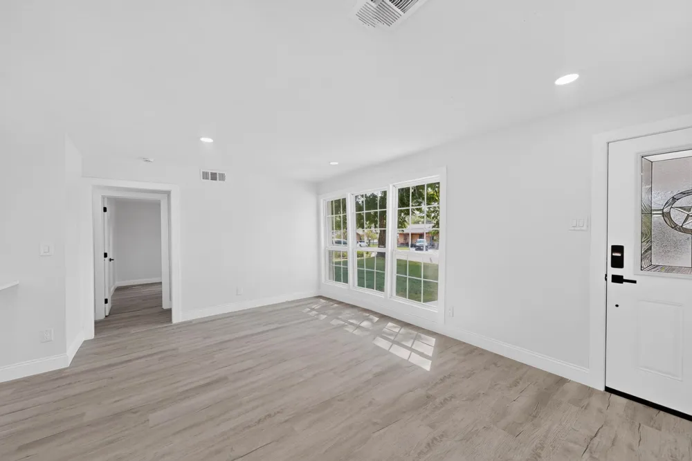 1514 Westwood Drive Irving, TX 75060