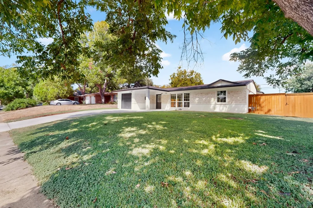 1514 Westwood Drive Irving, TX 75060