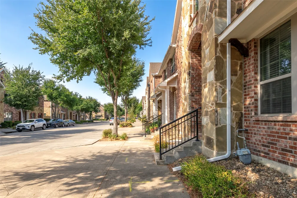 643 Matthew Place Richardson, TX 75081