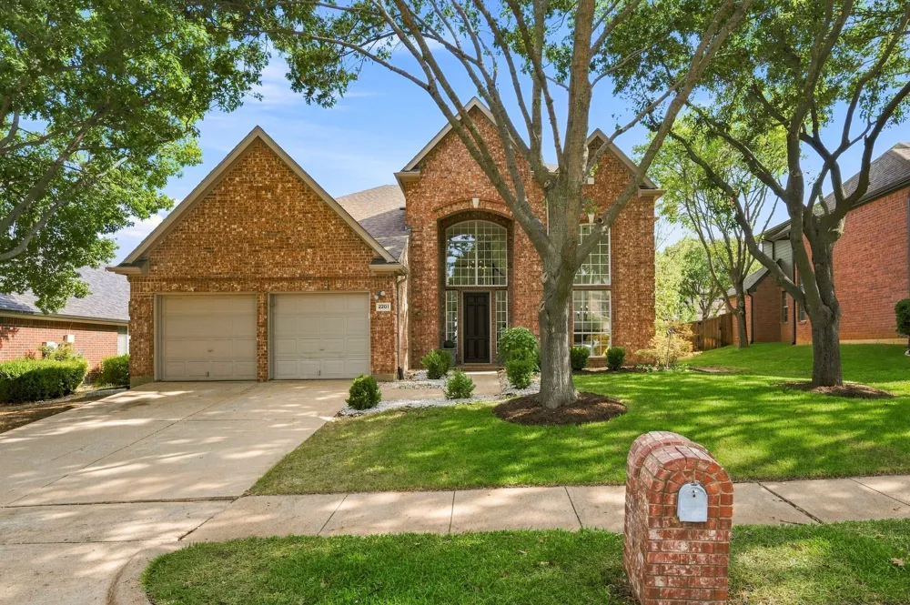 2201 Sagebrush Drive Flower Mound, TX 75028